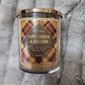 2 for $20 deals  bath and Body Single Wick Candle New 8oz Hot Cocoa and Cream...